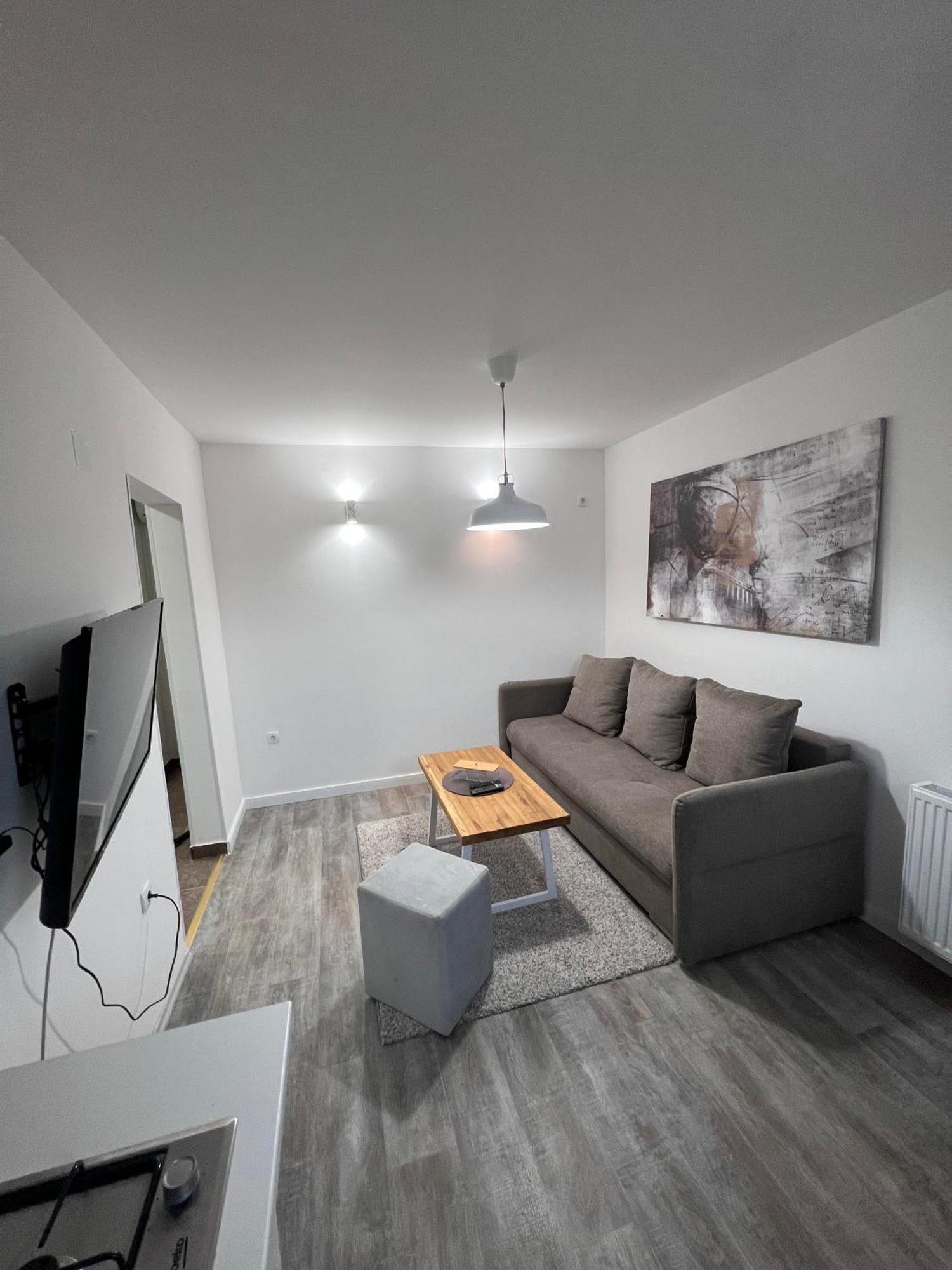 Guest House Lila Сомбор Экстерьер фото