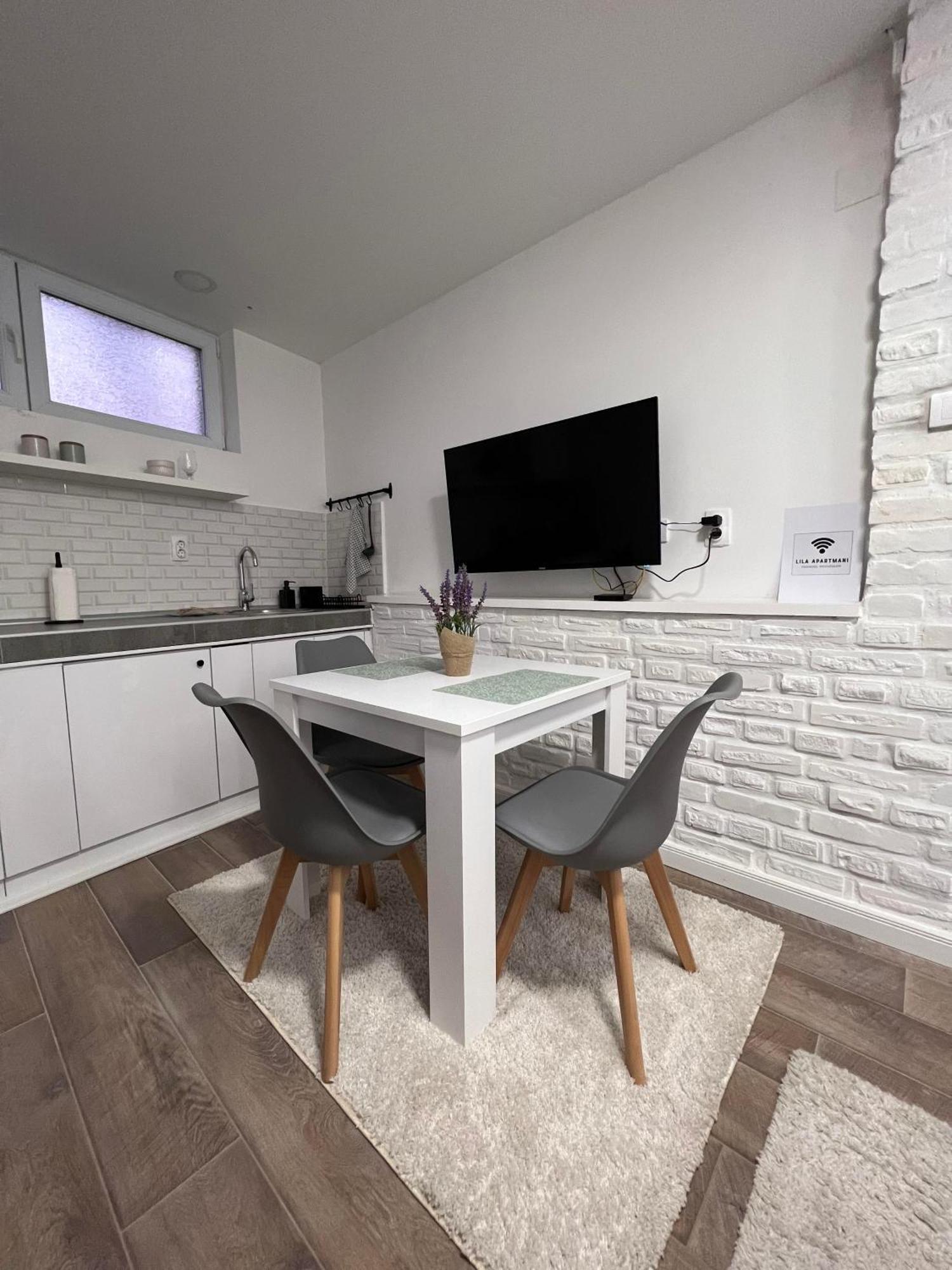 Guest House Lila Сомбор Экстерьер фото