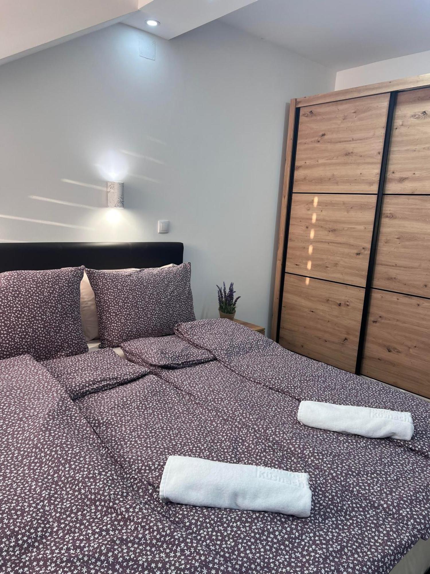 Guest House Lila Сомбор Экстерьер фото