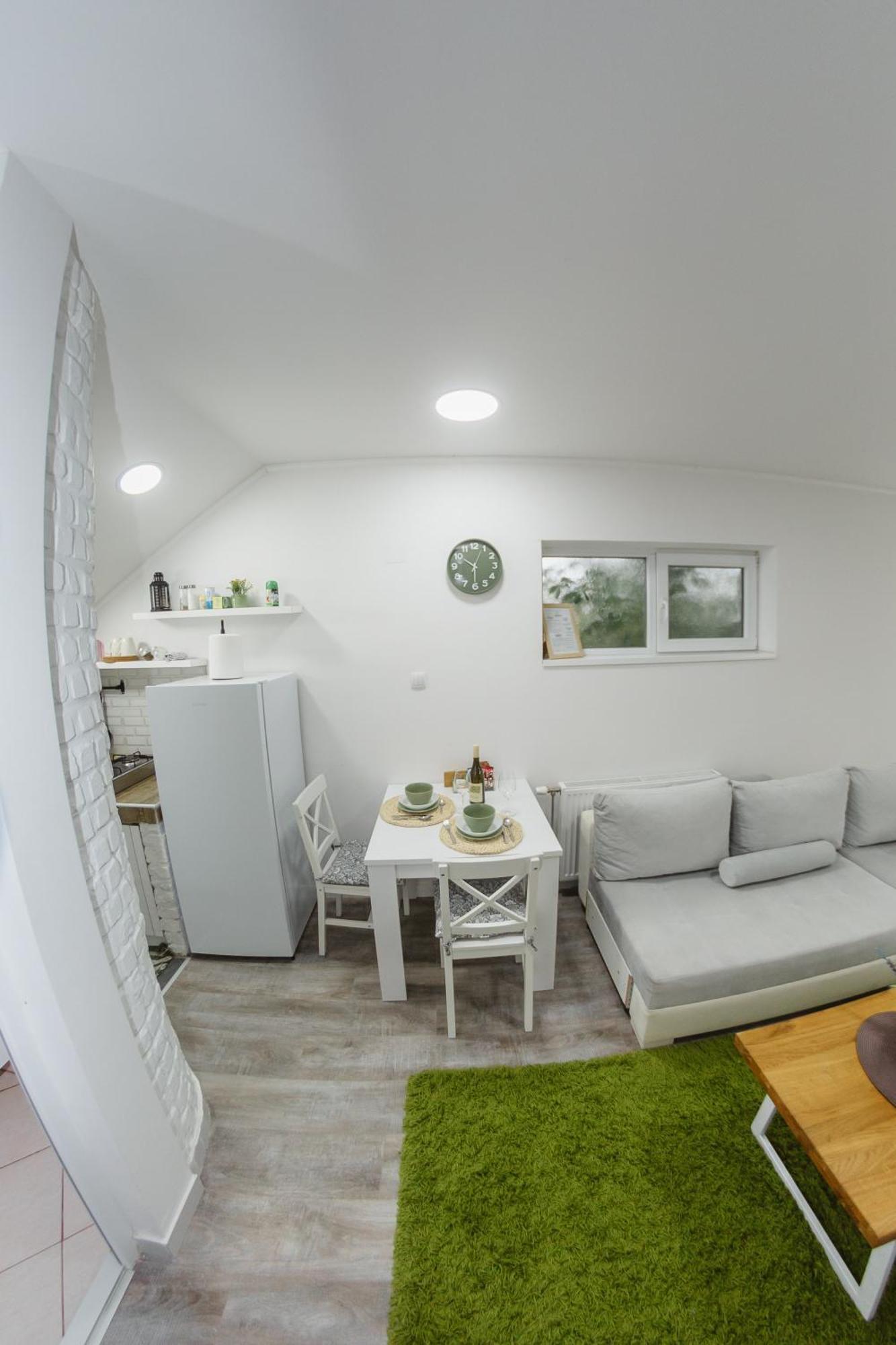 Guest House Lila Сомбор Экстерьер фото