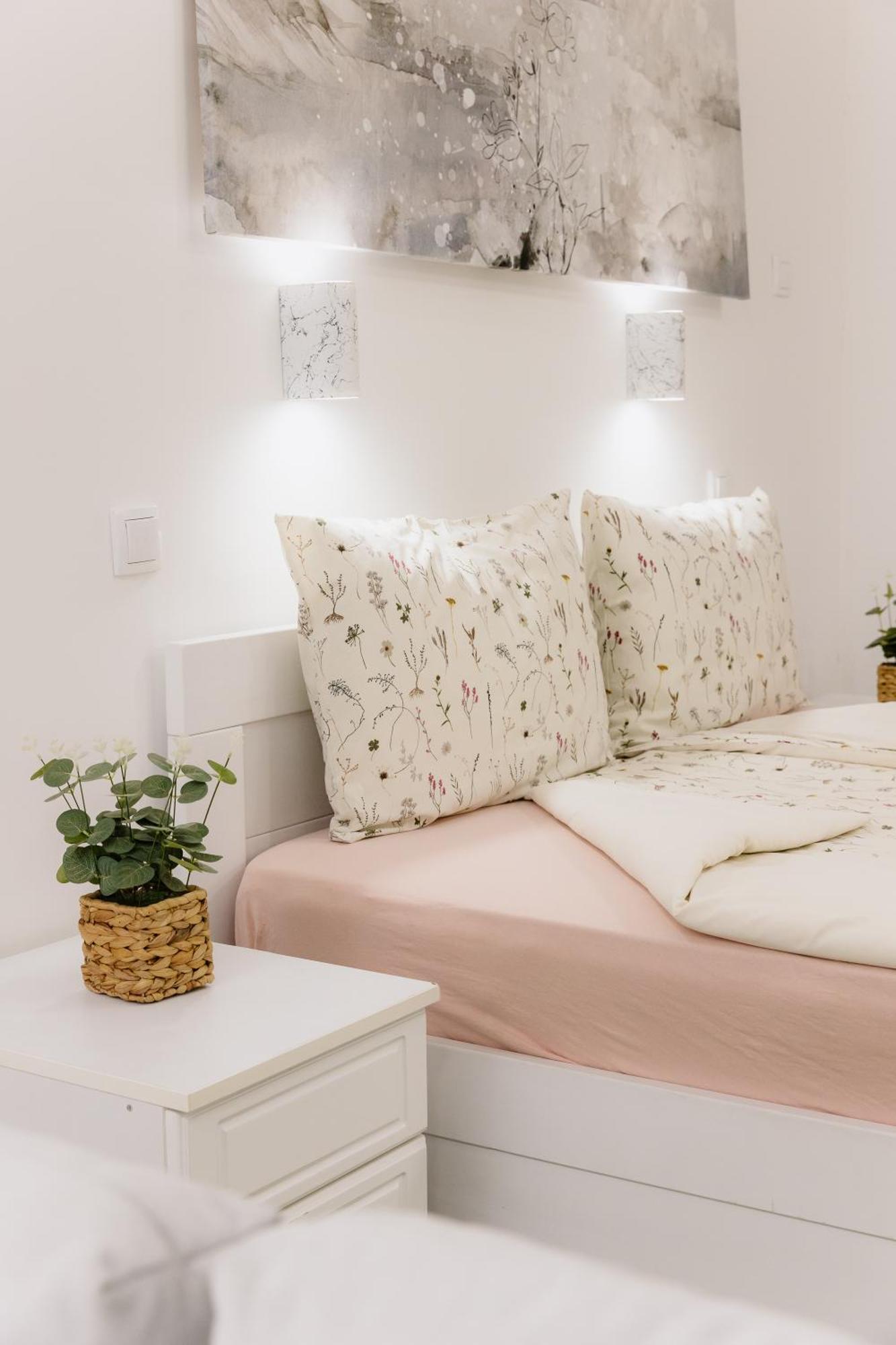Guest House Lila Сомбор Экстерьер фото