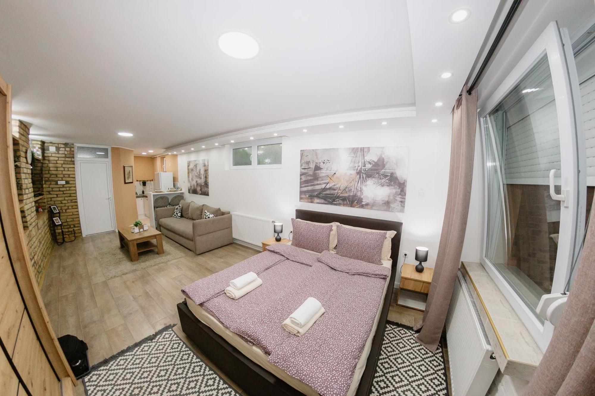 Guest House Lila Сомбор Экстерьер фото