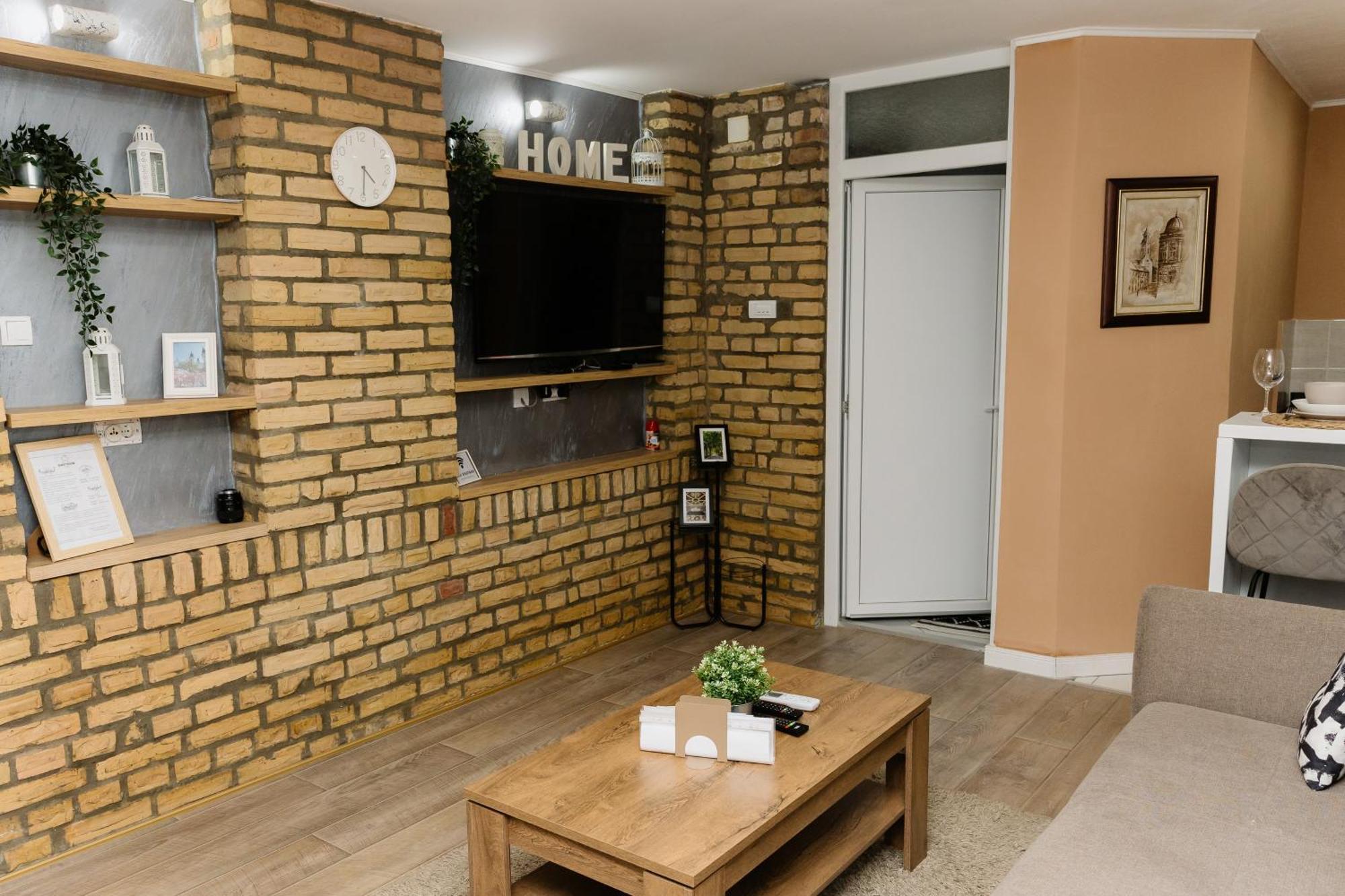 Guest House Lila Сомбор Экстерьер фото